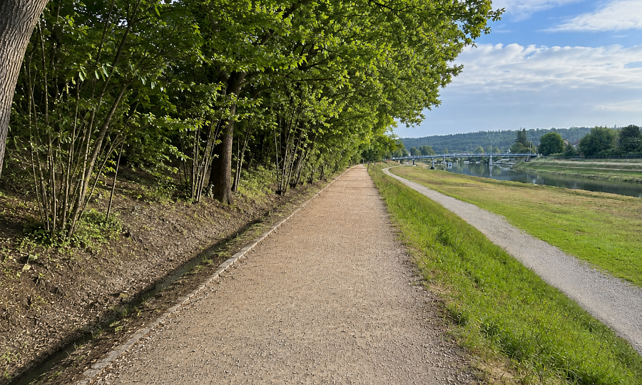 Obnova stezky pro pěší a cyklisty Podskalí