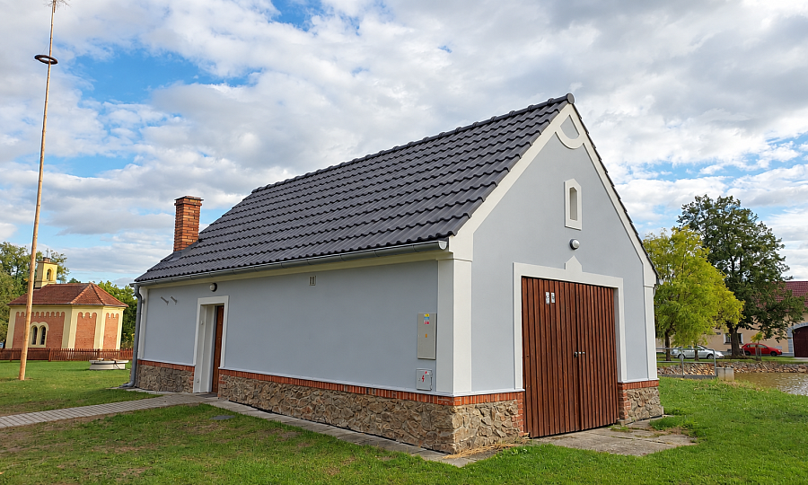 Obnova střechy obecní místnosti v Municích